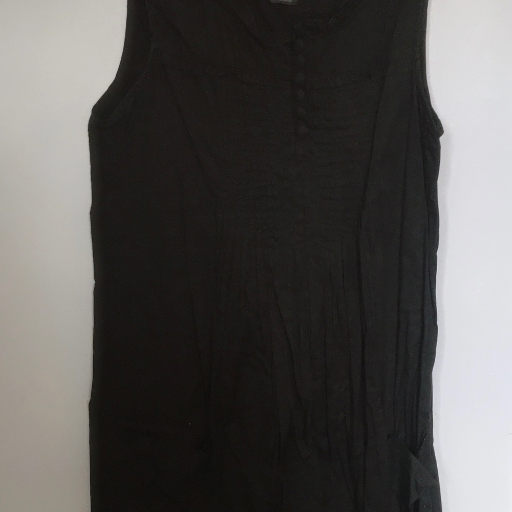 dresses - Picture 2 of 2